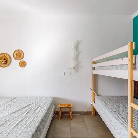 Villa Sublime Sun And Van, By Meco